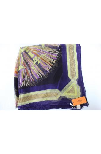 Silk scarf Hermes (size 140 * 140 cm)