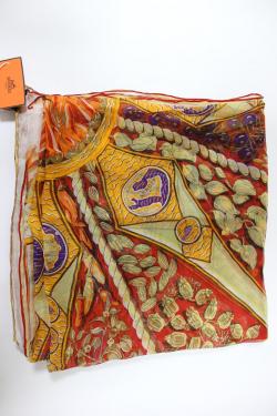Silk scarf Hermes (size 140 * 140 cm)